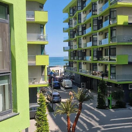 Nasty 24 Aparthotel Pool & Spa Mamaia Nord Năvodari Exteriör bild