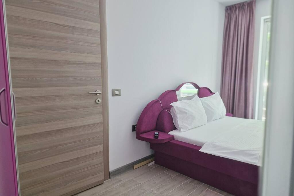 Nasty 24 Aparthotel Pool & Spa Mamaia Nord Năvodari Exteriör bild