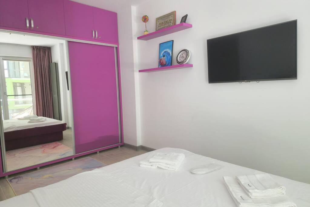 Nasty 24 Aparthotel Pool & Spa Mamaia Nord Năvodari Exteriör bild