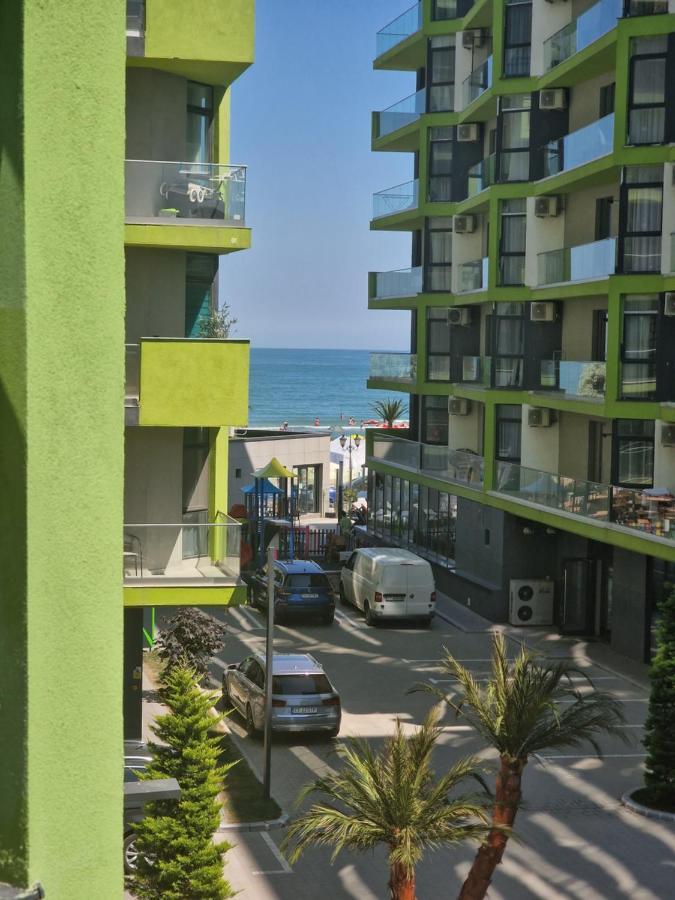 Nasty 24 Aparthotel Pool & Spa Mamaia Nord Năvodari Exteriör bild